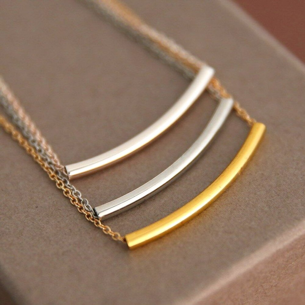 Curved Tube Bar Harmony Necklace